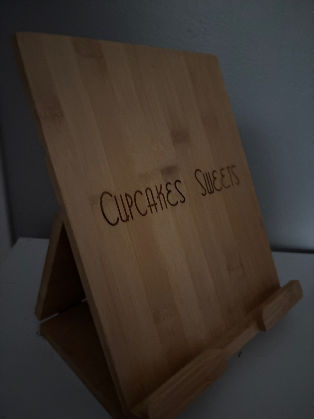 Bamboo Cookbook Stand - Natural Wood